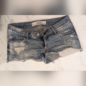 Abercrombie acid wash low rise denim shorts size 24